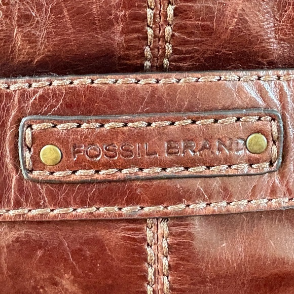 Fossil Leather Messenger Bag - Picture 4 of 16